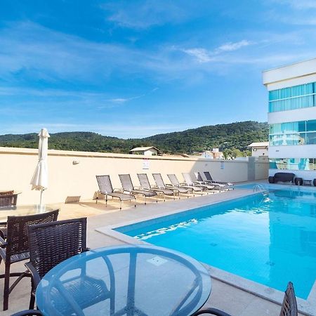 Aluguel Apartamento 2 Quartos Piscina Bombas Sc 419 Apartman Bombinhas Kültér fotó