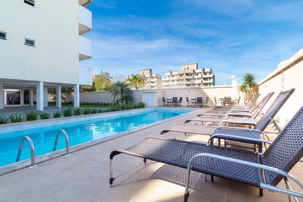 Aluguel Apartamento 2 Quartos Piscina Bombas Sc 419 Apartman Bombinhas Kültér fotó