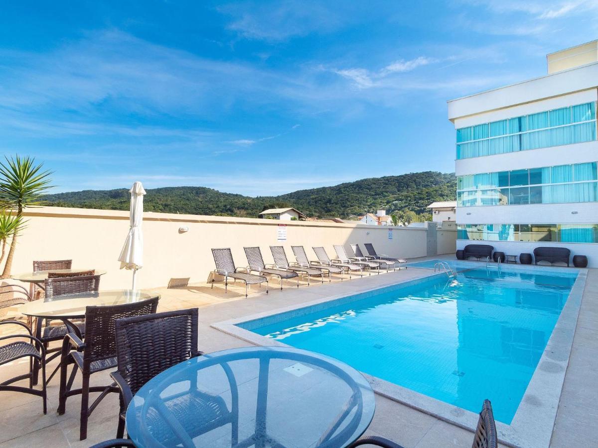 Aluguel Apartamento 2 Quartos Piscina Bombas Sc 419 Apartman Bombinhas Kültér fotó